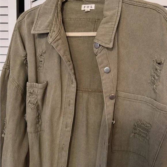 POL Olive Distressed Shacket - Picture 2 of 4